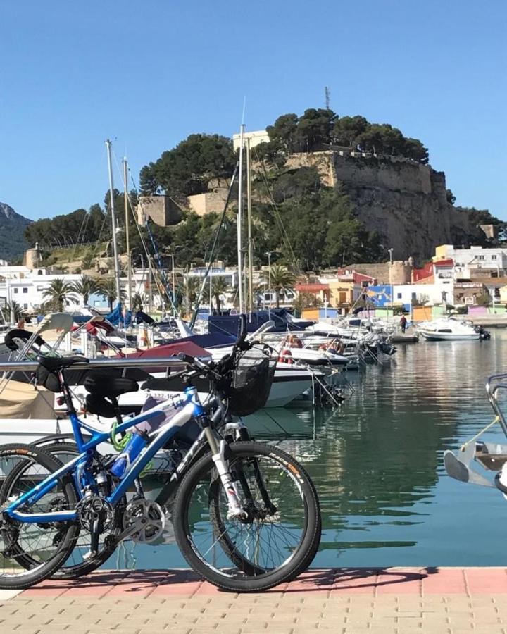 Apto. Con Gran Terraza Y Acceso Directo A Piscina. Denia