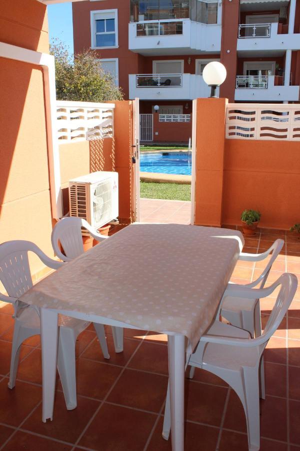 Apartment Apto. Con Gran Terraza Y Acceso Directo A Piscina. *